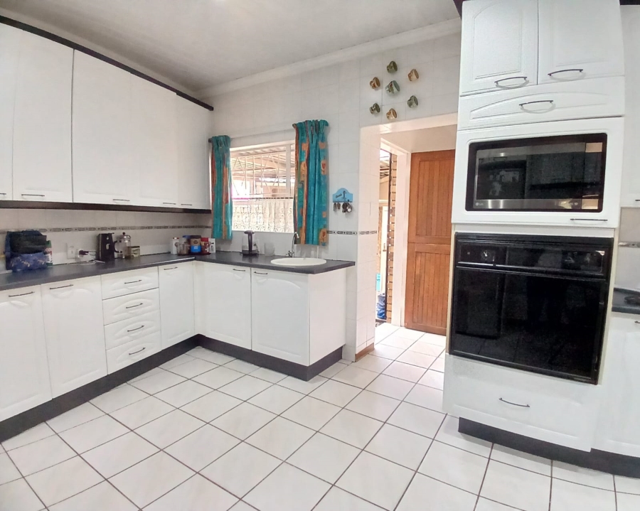 4 Bedroom Property for Sale in Sasolburg Ext 11 Free State